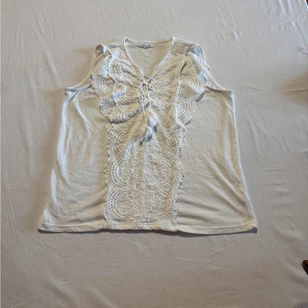 Heimish‎ Elegant White Lace Women's Size XXL  Top